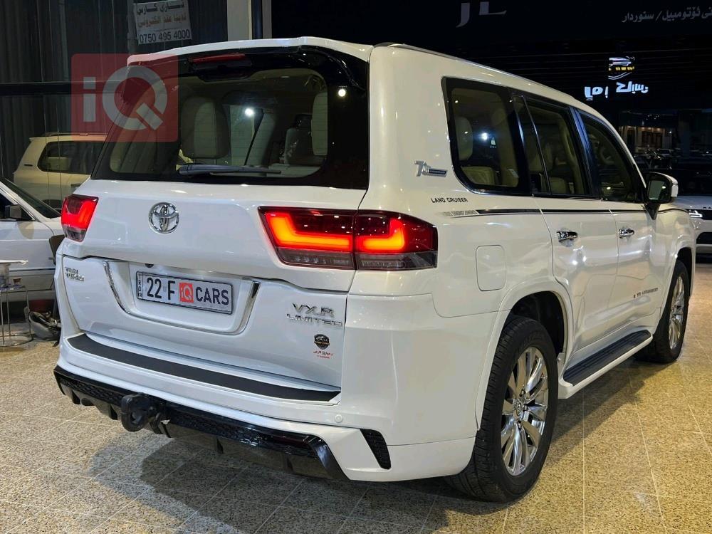 تويوتا لاندكروزر